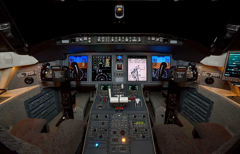Bombardier CL 605 model image /hal/userfiles/images/model-slides/47-1.jpg