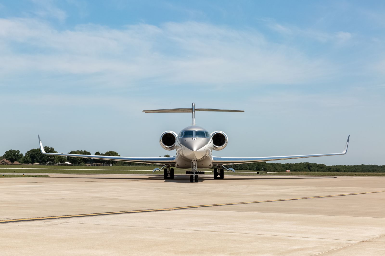 Gulfstream G650  S/N 6008 for sale | gallery image: /userfiles/files/bfp_0133.jpg