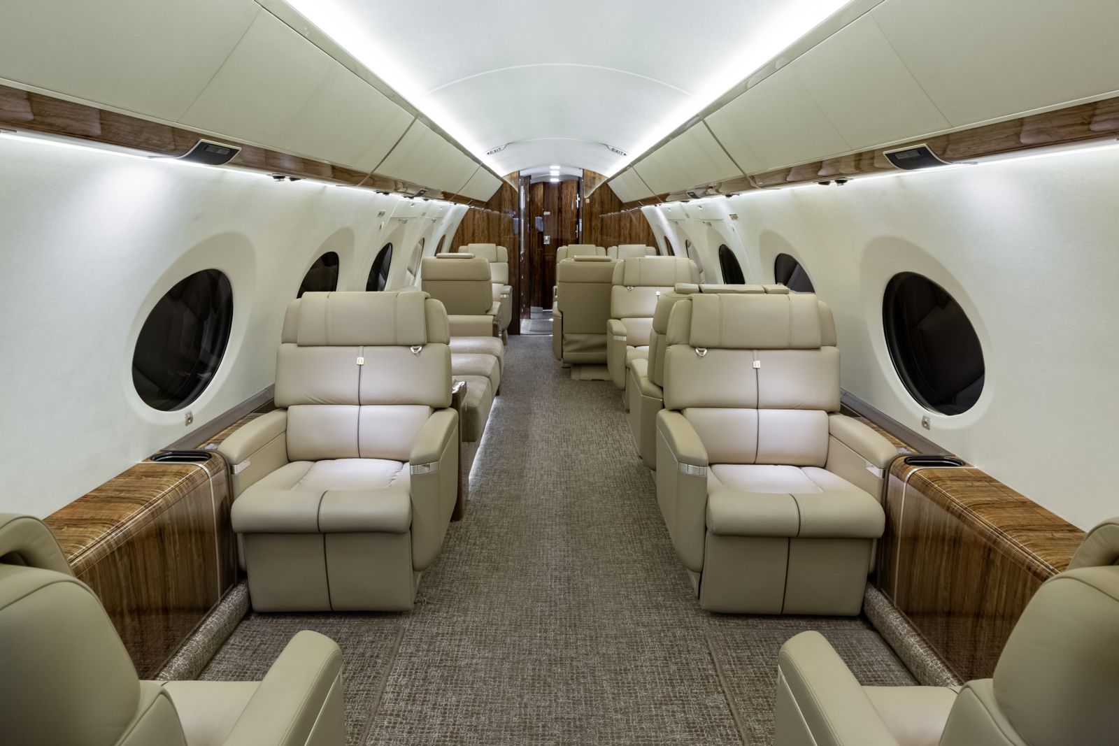 Gulfstream G650  S/N 6008 for sale | gallery image: /userfiles/files/bfp_0524.jpg
