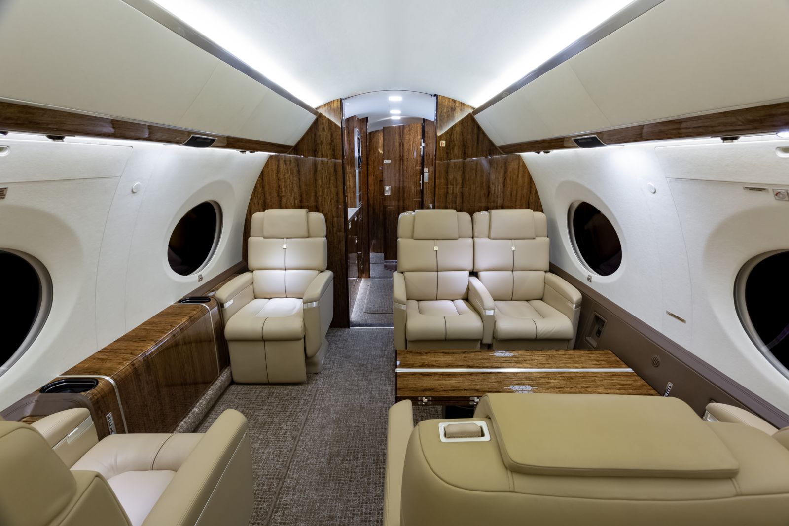 Gulfstream G650  S/N 6008 for sale | gallery image: /userfiles/files/bfp_0601.jpg