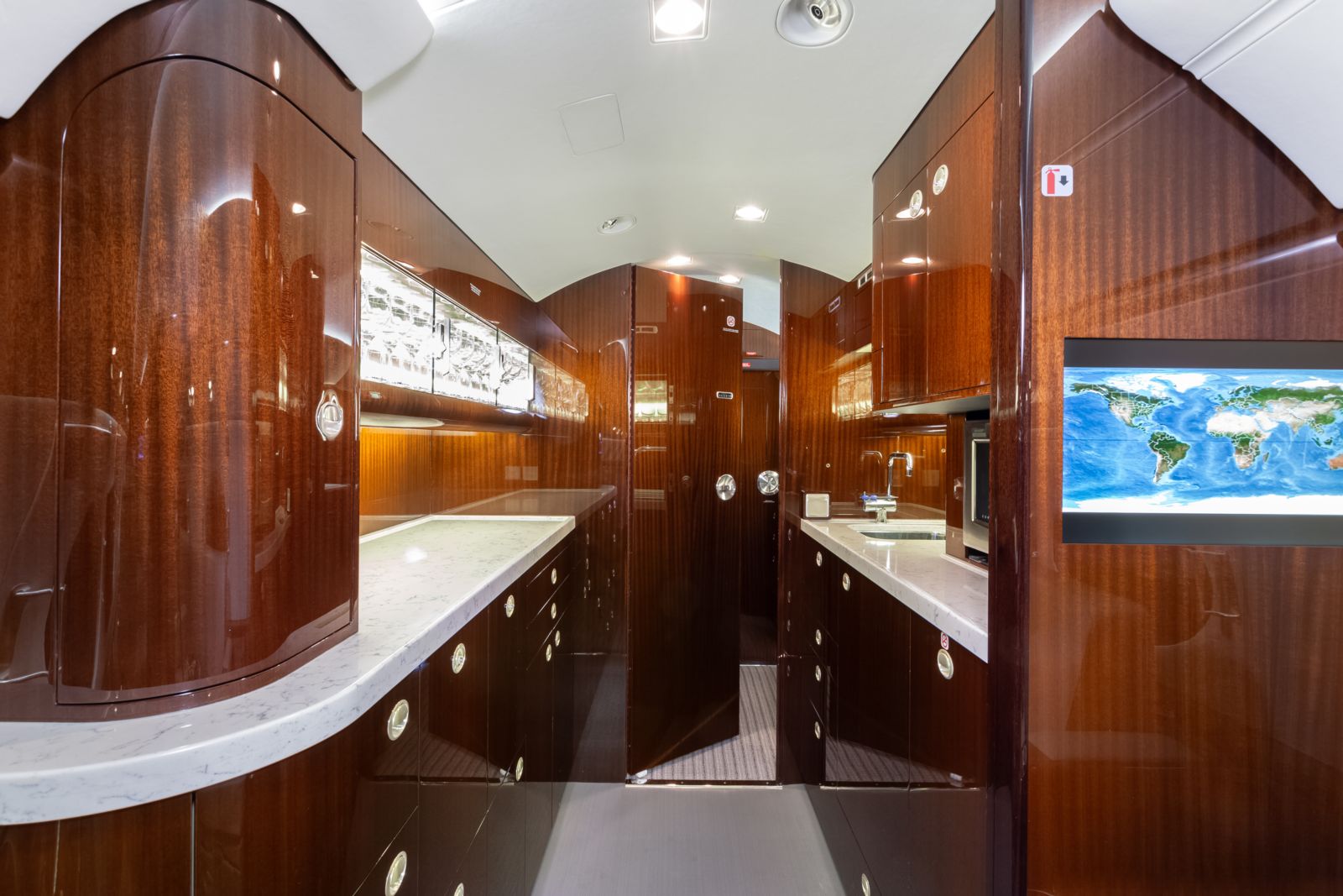 Gulfstream G450  S/N 4222 - UNDER CONTRACT for sale | gallery image: /userfiles/files/bfp_5324.jpg