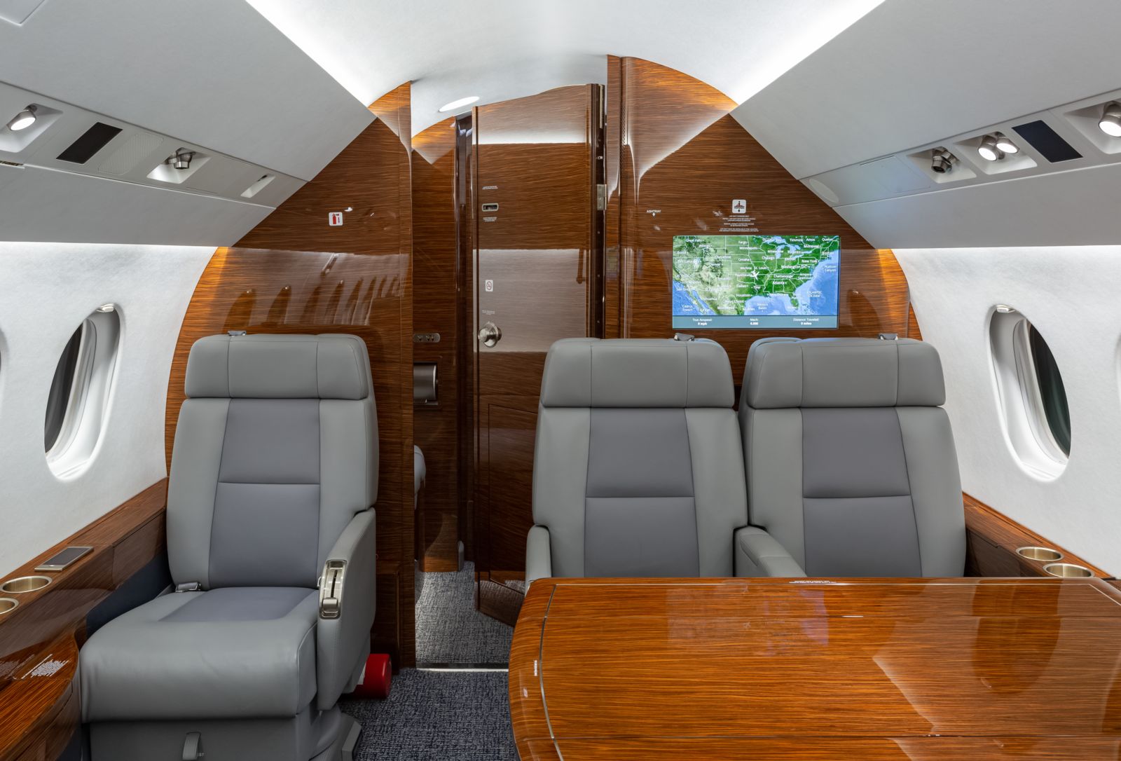 Dassault Falcon 2000LX  S/N 262 for sale | gallery image: /userfiles/files/bfp_5554.jpg