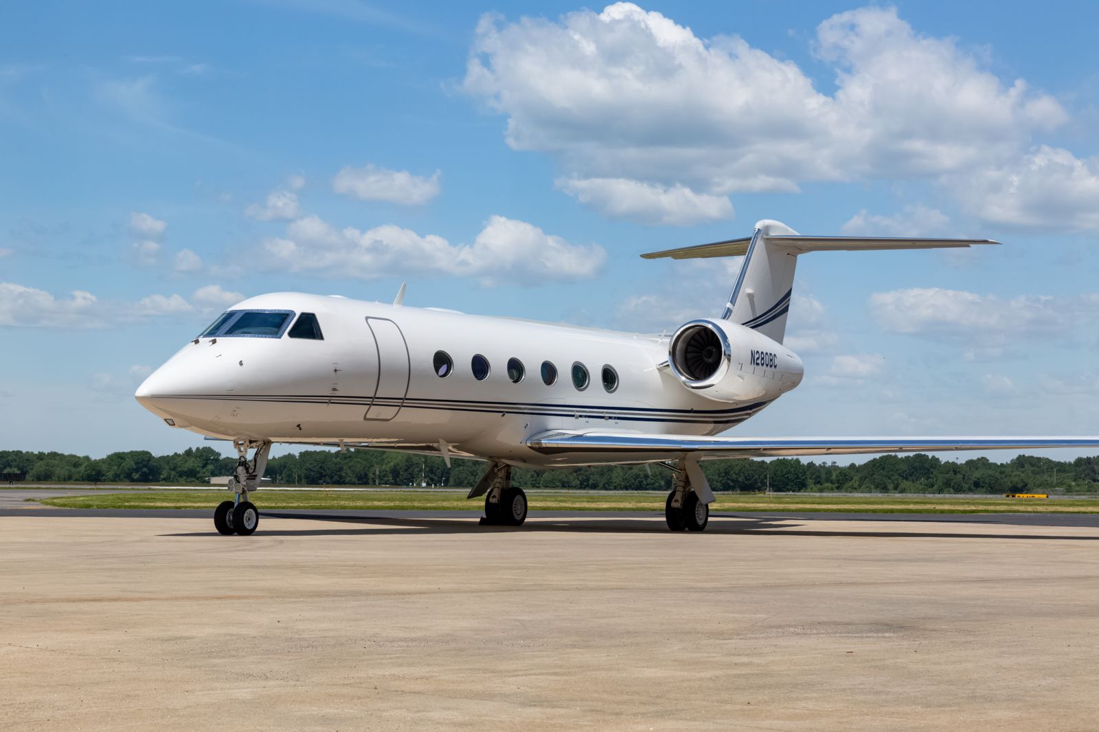 Gulfstream G450 S/N 4222 - UNDER CONTRACT for sale | feature image