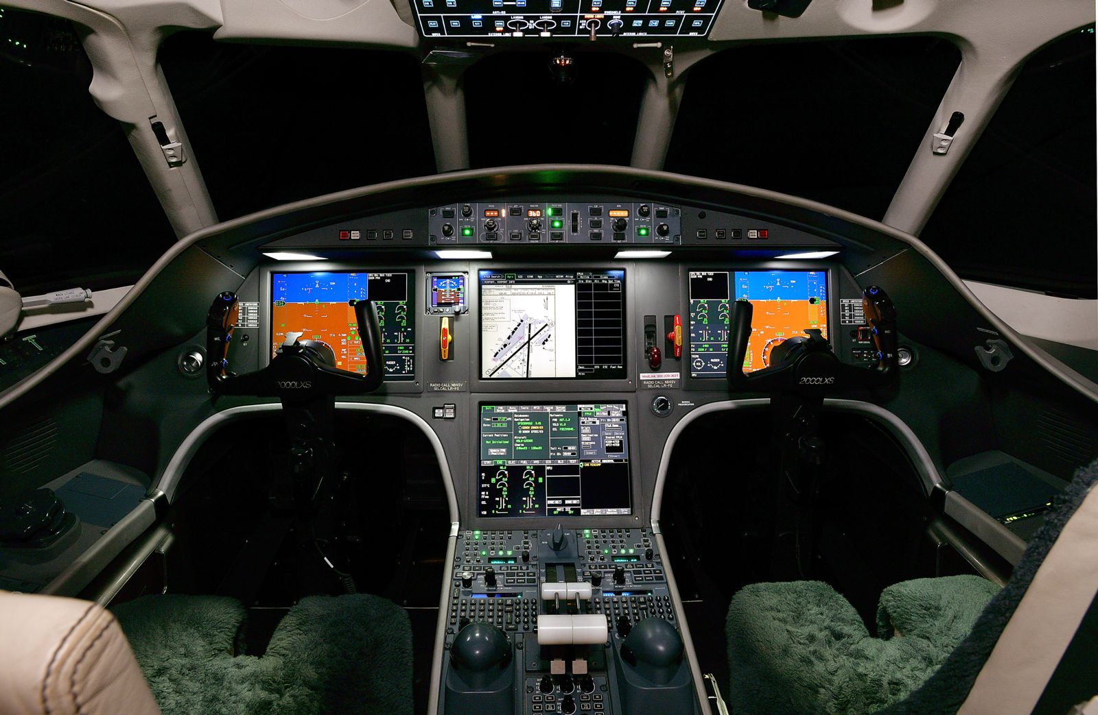 Dassault Falcon 2000LXS  S/N 291 for sale | gallery image: /userfiles/files/cpt1_300(1).jpg