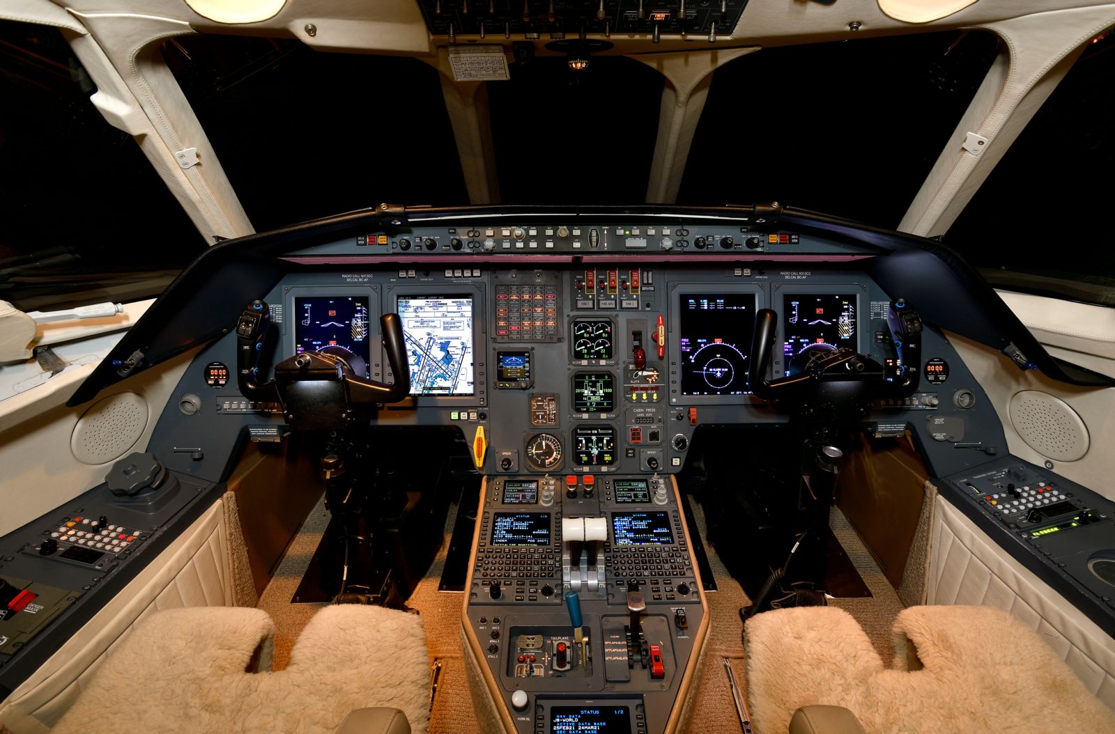 Dassault Falcon 2000EX  S/N 12 for sale | gallery image: /userfiles/files/cpt_300.jpg