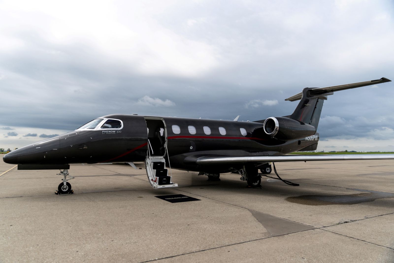 2010 Embraer Phenom 300-300E - S/N 50500031 for sale