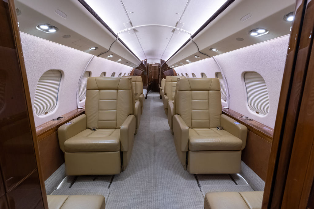 Bombardier Global Express XRS  S/N 9290 for sale | gallery image: /userfiles/files/g1.jpg