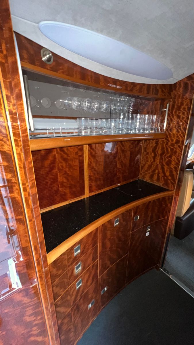 Bombardier Global 5000  S/N 9224 for sale | gallery image: /userfiles/files/img_e1727.jpg