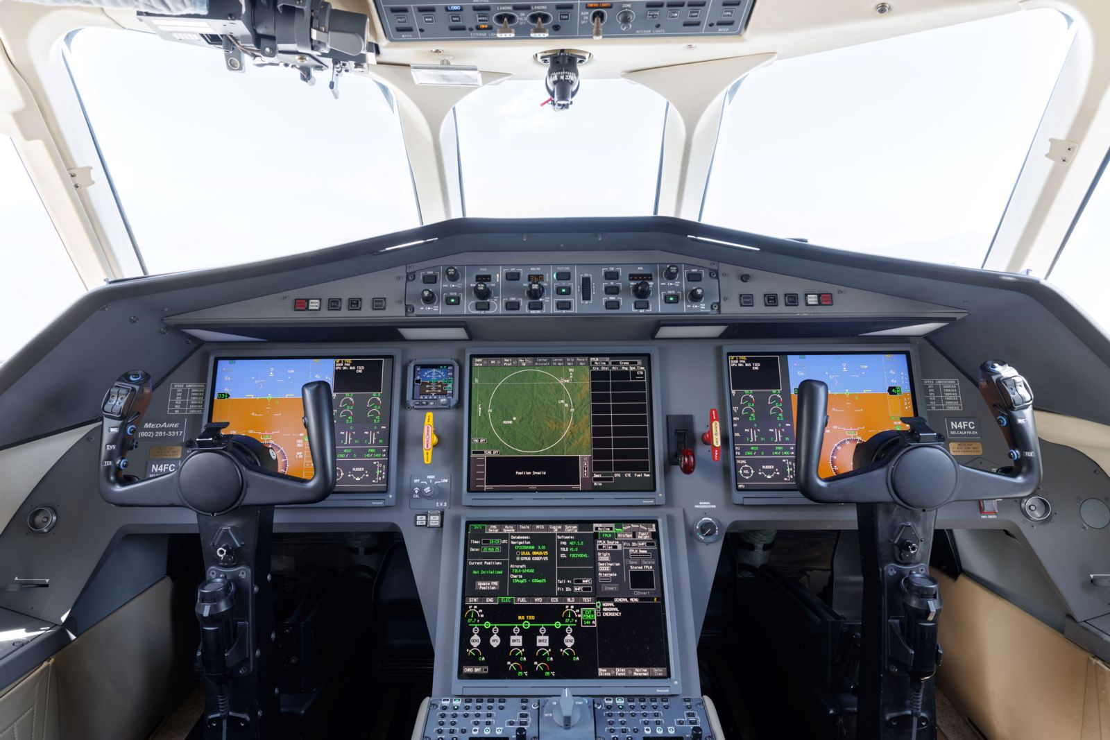Dassault Falcon 2000LX  S/N 185 for sale | gallery image: /userfiles/files/n4fc-31.jpg