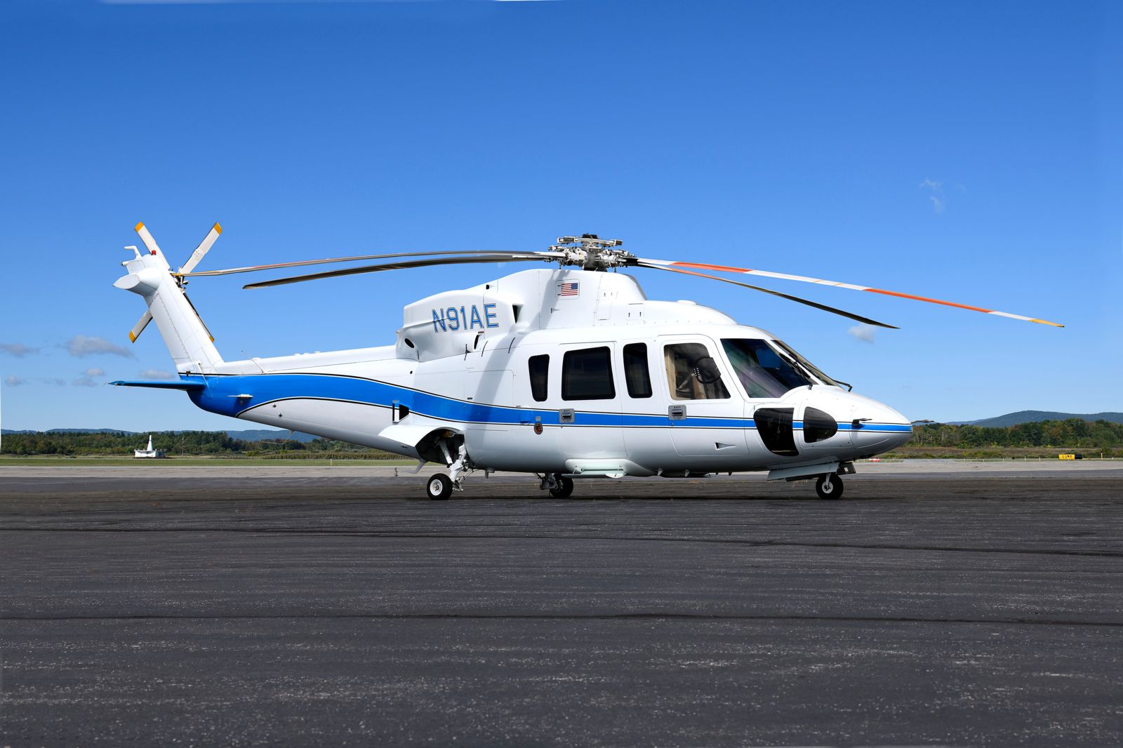 Sikorsky S76C+  S/N 760552 for sale | gallery image: /userfiles/files/specifications/S76Cplus760552/ext3c_300.jpg