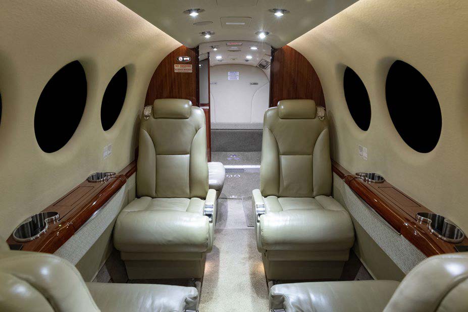 Beech King Air 350i  S/N FL-811 for sale | gallery image: /userfiles/files/specs/GV/350%20pic%207.jpg