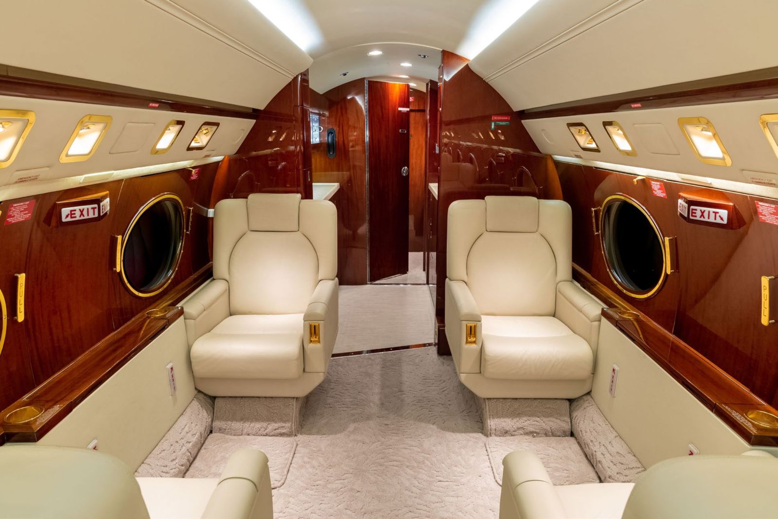 Gulfstream GV  S/N 629 for sale | gallery image: /userfiles/files/specs/GV/gv%20pic%2010.jpg