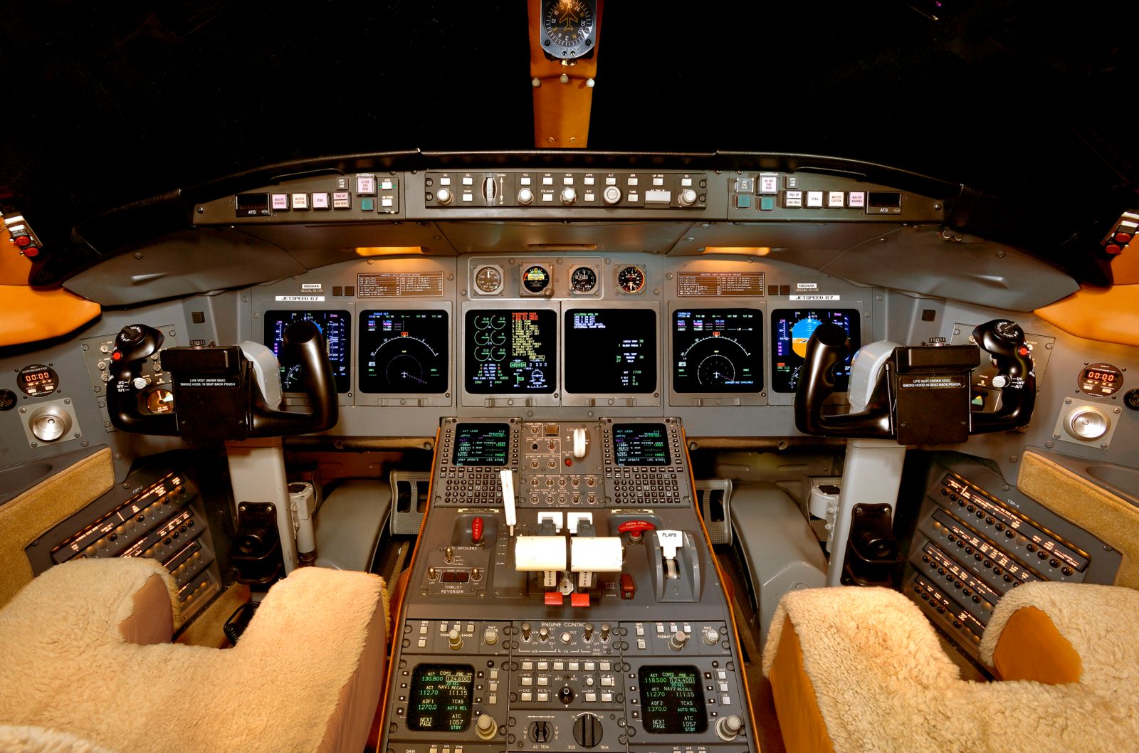 Bombardier CL 604  S/N 5623 for sale | gallery image: /userfiles/images/CL604_sn5623/cptc_150.jpg