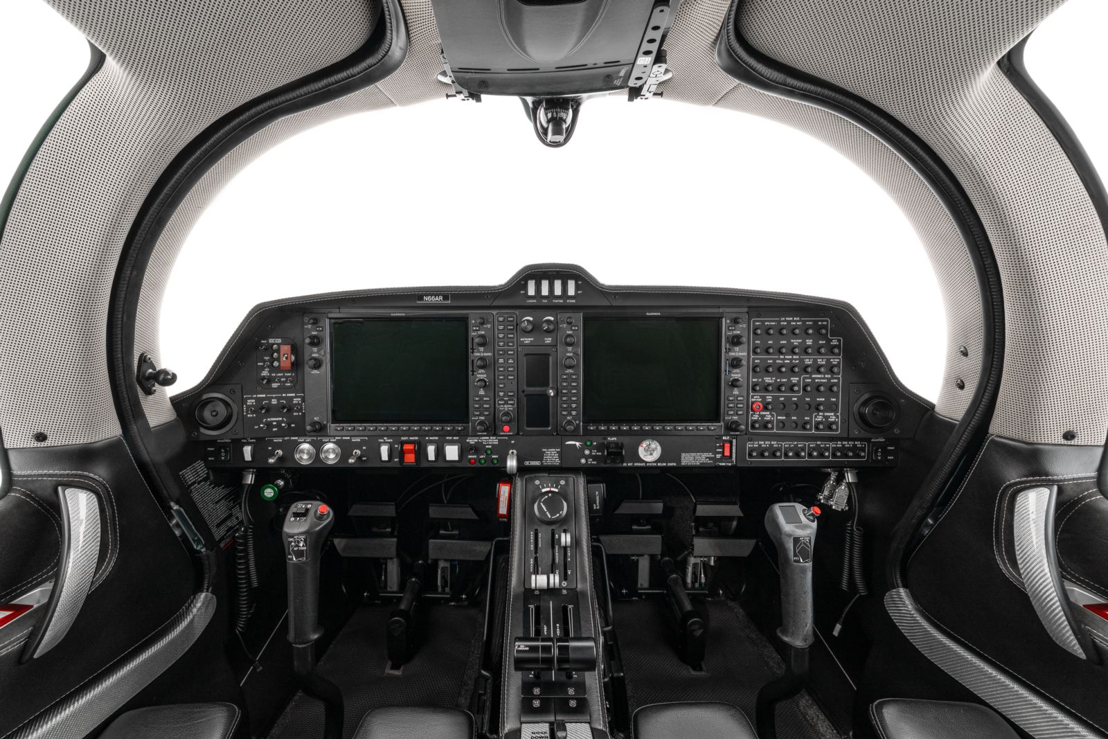 Diamond DA62  S/N 62.C021 for sale | gallery image: /userfiles/images/DA62%2021/msc_n66ar-4.jpg