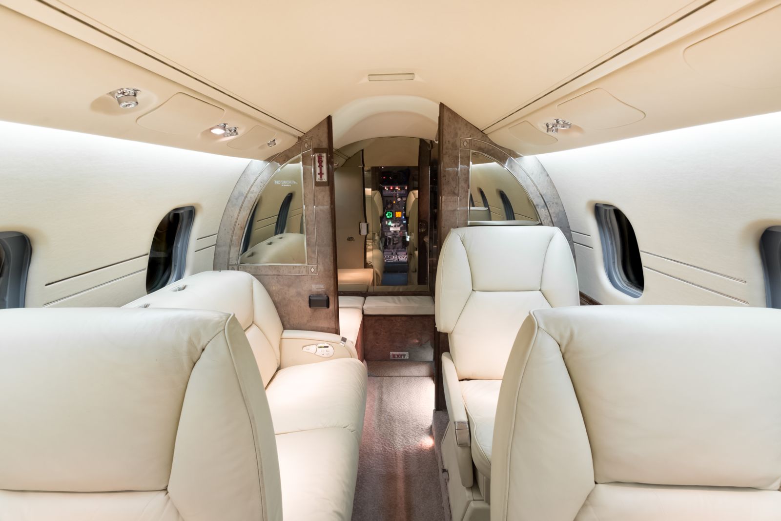 Bombardier Learjet 60  S/N 60-197 for sale | gallery image: /userfiles/images/Lear60_sn197/aft%20aft.jpg