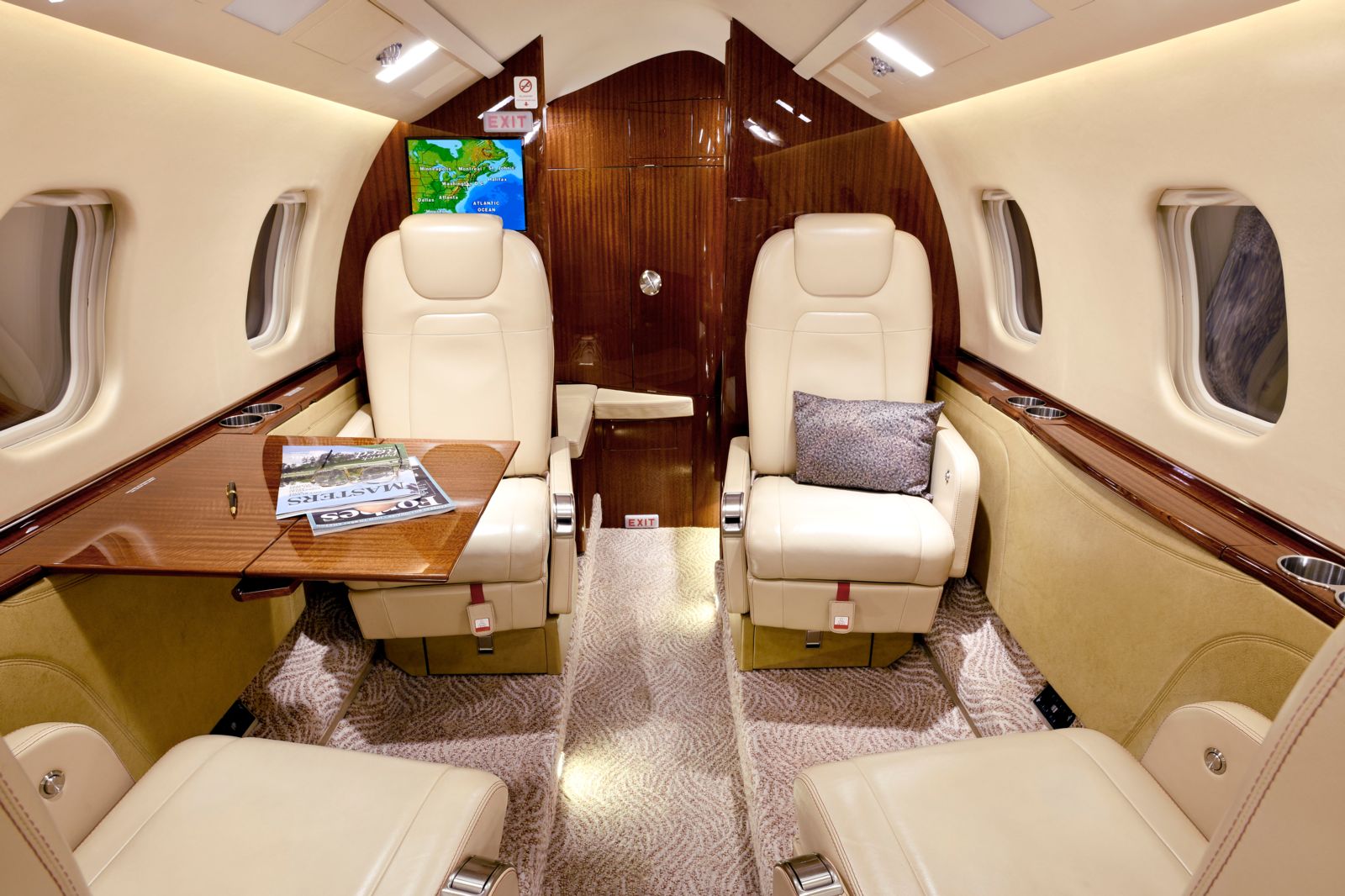 Bombardier Learjet 60XR  S/N 60-424 for sale | gallery image: /userfiles/images/aircraft-listing/Learjet_60XR_sn60-424/aft%20aft.jpg