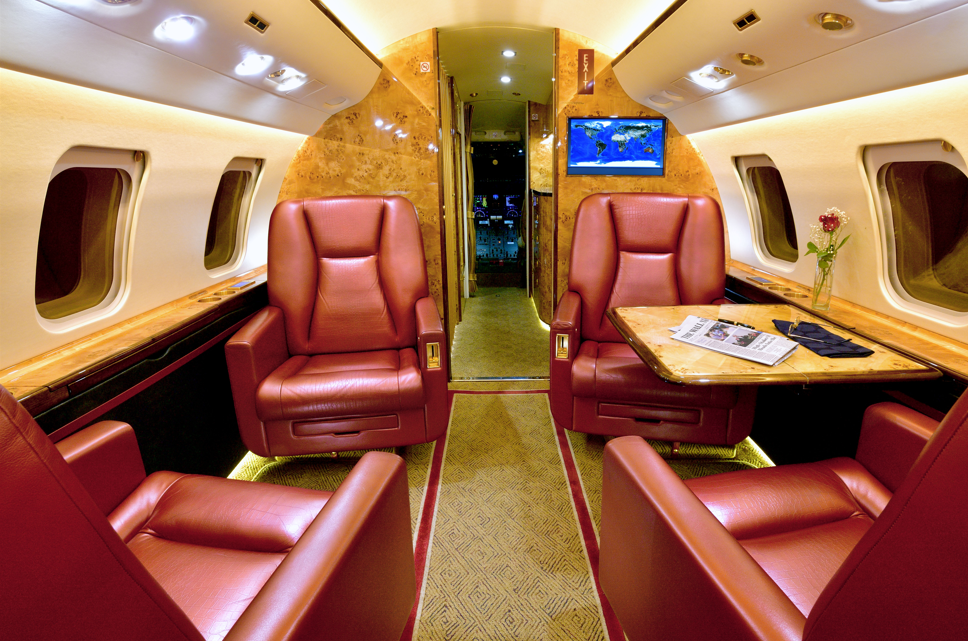 Bombardier CL 605  S/N 5830 for sale | gallery image: /hal/userfiles/files/Screenshot%202026-06-09%20155724.png