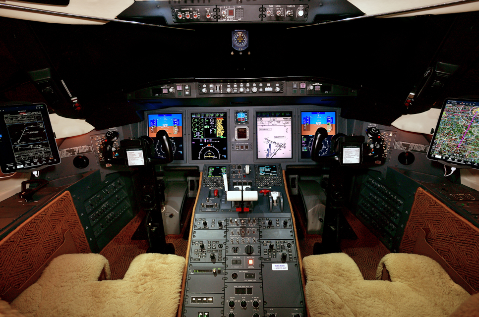 Bombardier CL 605  S/N 5830 for sale | gallery image: /hal/userfiles/files/Screenshot%202026-06-09%20155942.png