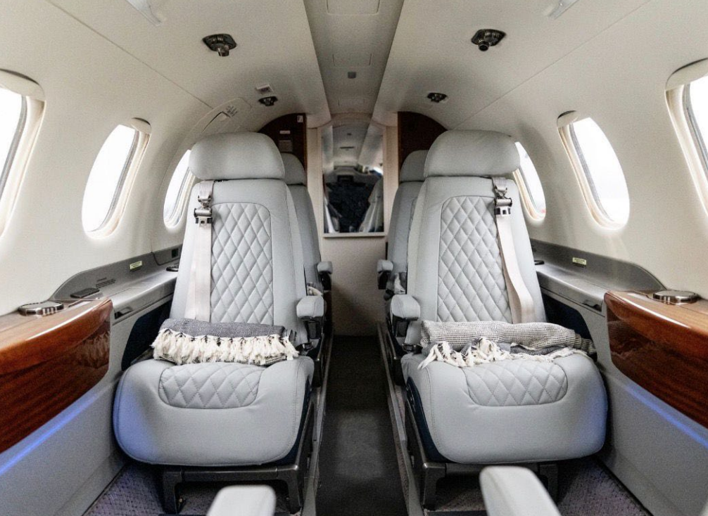 Embraer Phenom 100-100E-100EV-100EX  S/N 50000313 for sale | gallery image: /hal/userfiles/images/listing-images/47863/000075.png