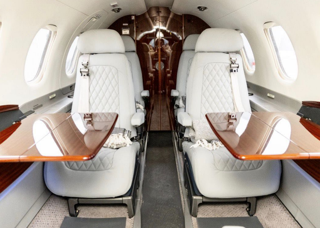 Embraer Phenom 100-100E-100EV-100EX  S/N 50000313 for sale | gallery image: /hal/userfiles/images/listing-images/47863/000077.png