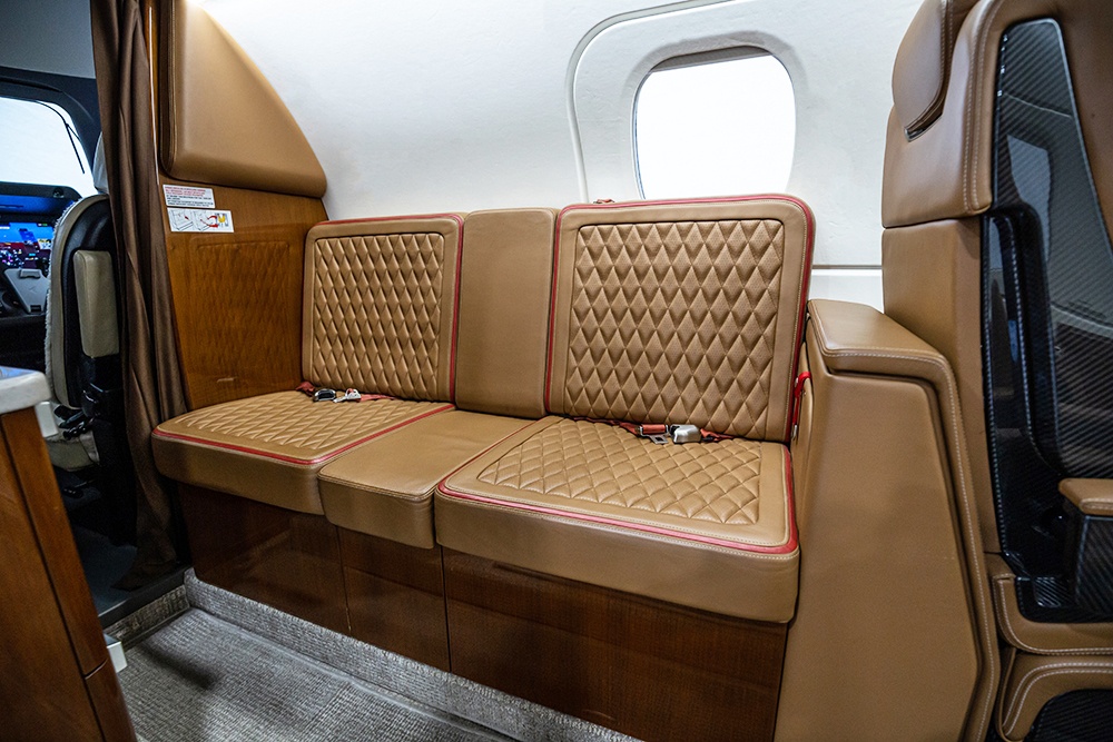 Embraer Phenom 300-300E  S/N 50500458 for sale | gallery image: /hal/userfiles/images/listing-images/47918/227421-0-774479.jpg