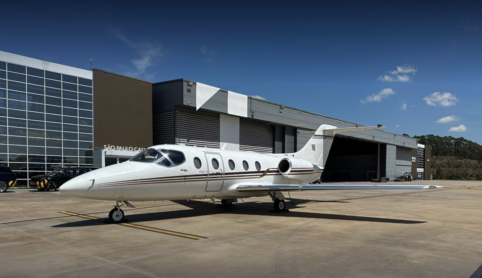Hawker/Textron 400XP  S/N RK-493 for sale | gallery image: /hal/userfiles/images/listing-images/48148/003283.png