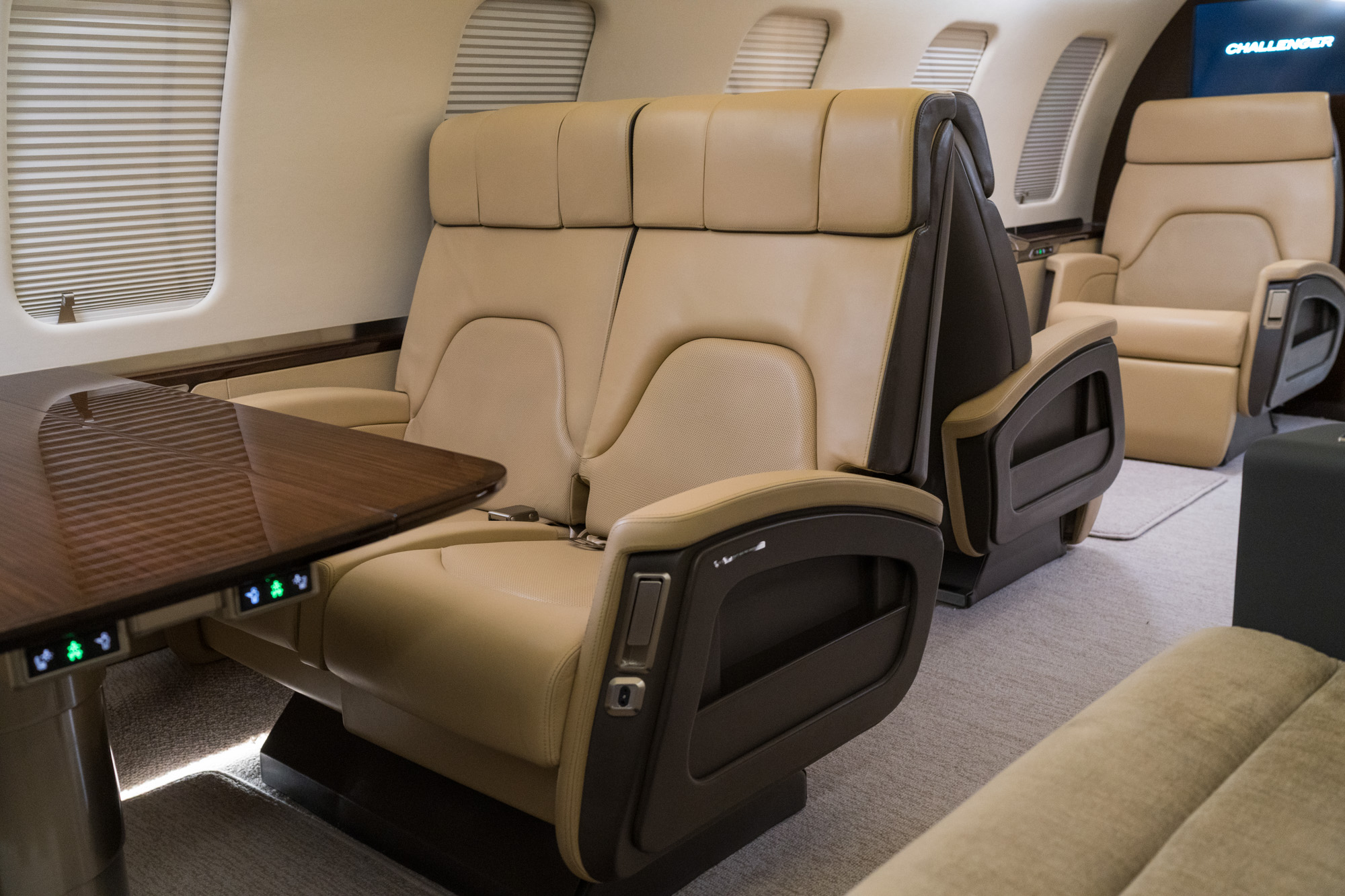 Bombardier CL 650  S/N  for sale | gallery image: /hal/userfiles/images/listing-images/49874/5.jpg