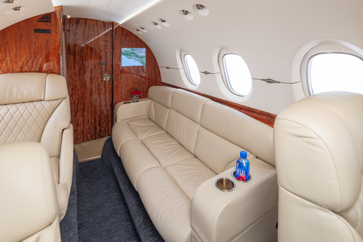 Hawker/Textron 900XP  S/N HA-0037 for sale | gallery image: /hal/userfiles/images/listing-images/50239/003642.png