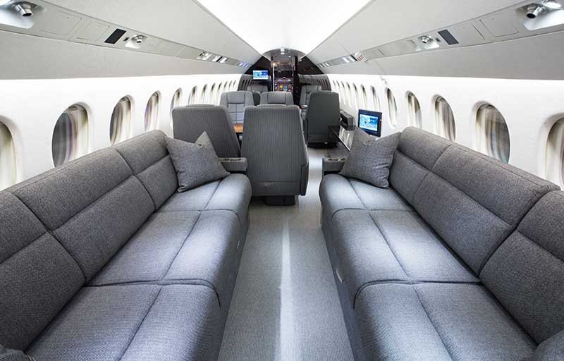 Dassault Falcon 900EX model image /hal/userfiles/images/model-slides/101-3.jpg