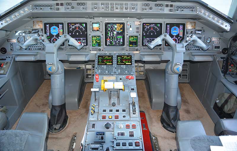 Embraer Legacy 600 model image /hal/userfiles/images/model-slides/104-1.jpg