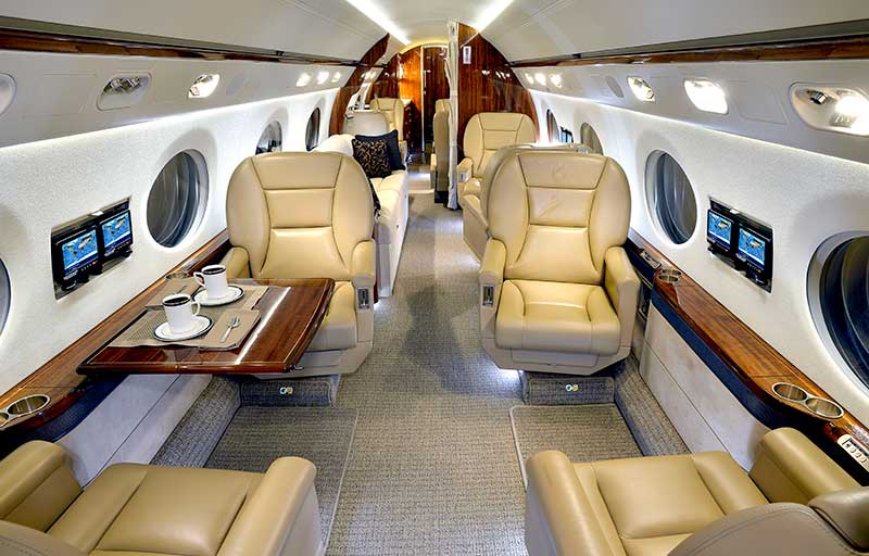 Gulfstream G550 model image /hal/userfiles/images/model-slides/132-2.jpg