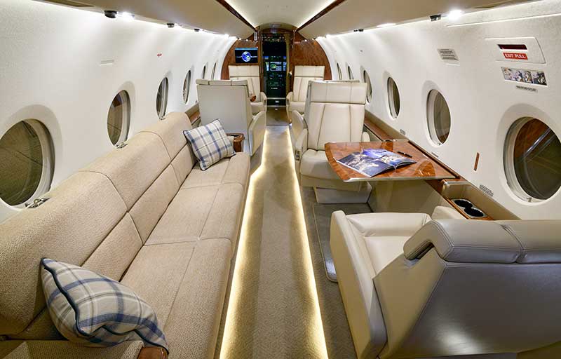 Gulfstream G280 model image /hal/userfiles/images/model-slides/30-3.jpg