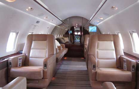 Bombardier CL 604 model image /hal/userfiles/images/model-slides/46-3.jpg