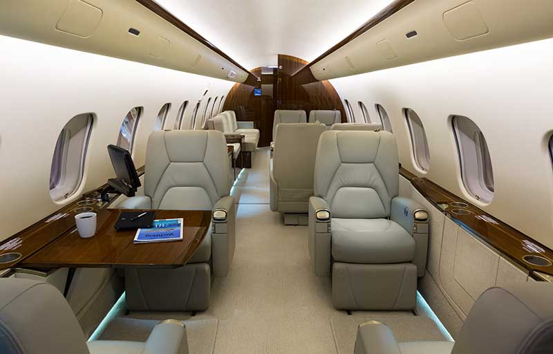 Bombardier Global 5000 model image /hal/userfiles/images/model-slides/49-2.jpg