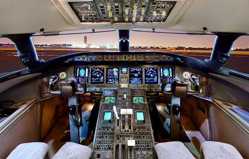 Bombardier Global Express model image /hal/userfiles/images/model-slides/50-1.jpg