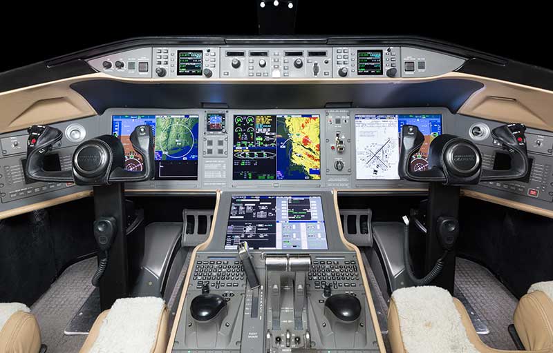 Bombardier Global 6000 model image /hal/userfiles/images/model-slides/52-1.jpg
