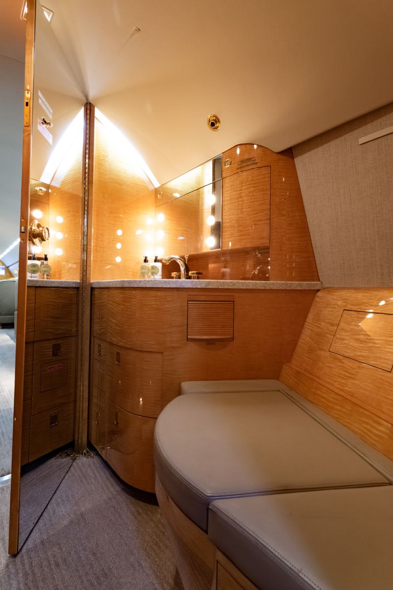 Gulfstream GV  S/N 563 for sale | gallery image: /userfiles/files/7%20bfp_0072%20lav%20sink%20from%20toilet.jpg