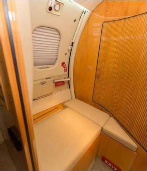 Bombardier Learjet 60  S/N 191 for sale | gallery image: /userfiles/files/Interior%20Lav.JPG