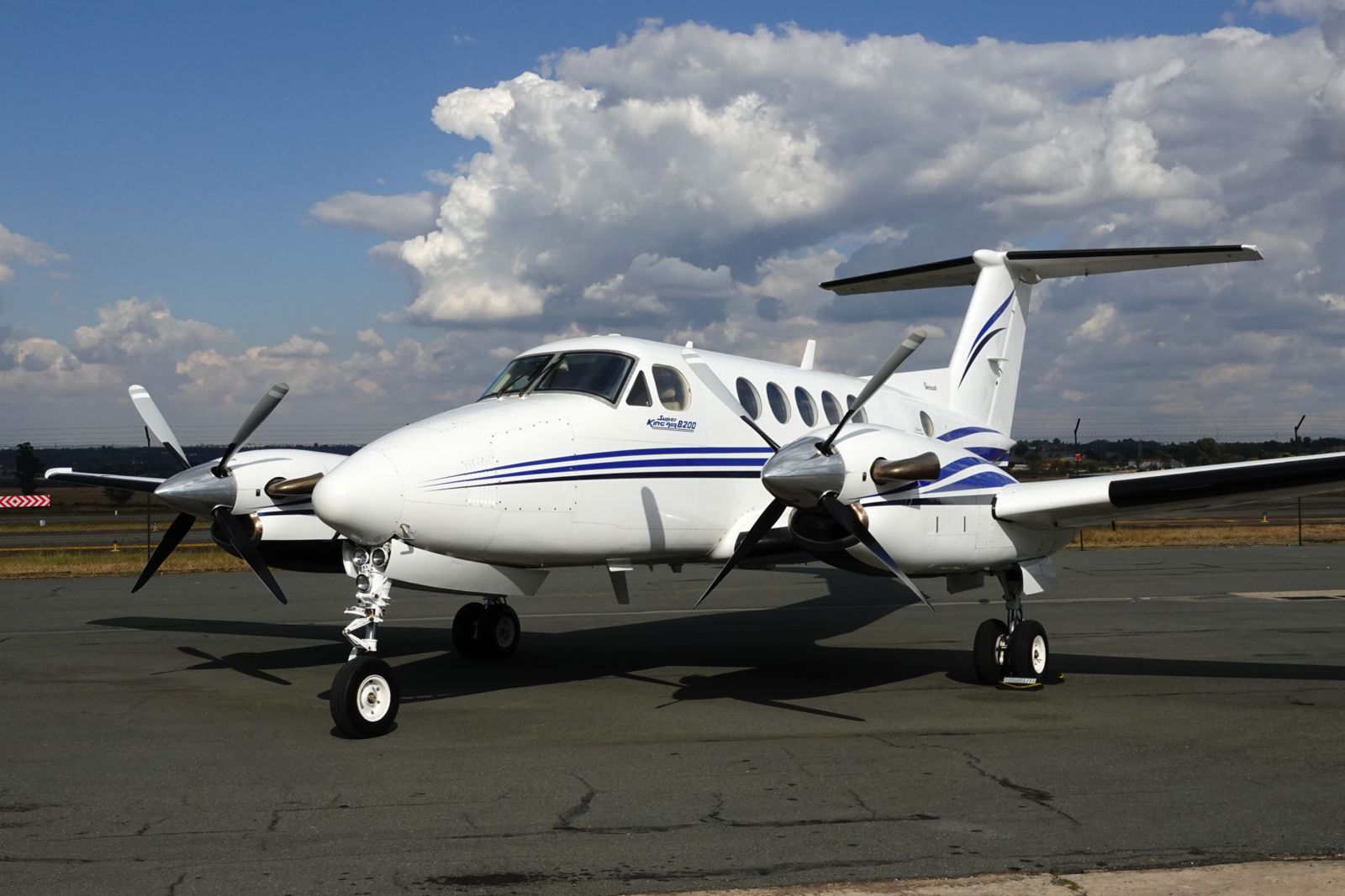 Beech King Air B200 S/N BB-1476 for sale | feature image