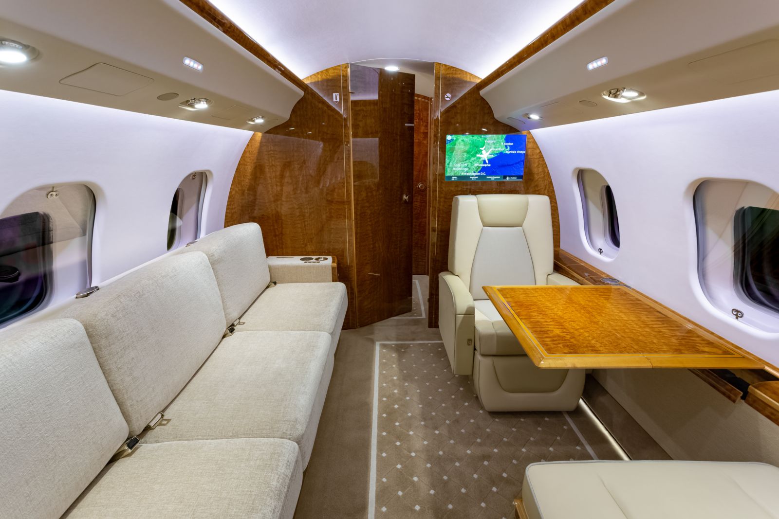 Bombardier Global 6000  S/N 9530 for sale | gallery image: /userfiles/files/bfp_0375%20-%20copy.jpg