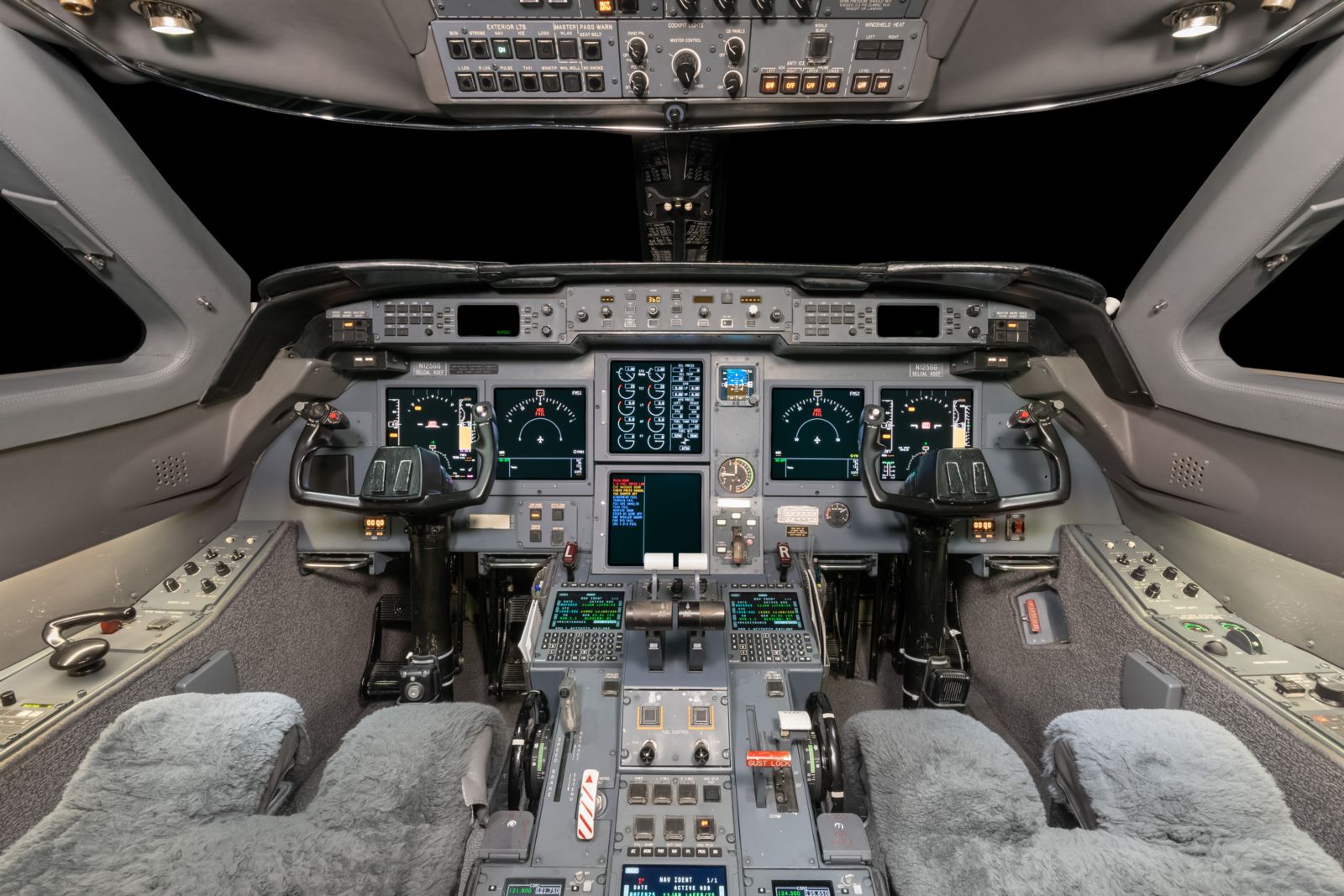 Gulfstream GV  S/N 526 for sale | gallery image: /userfiles/files/bfp_0560.jpg