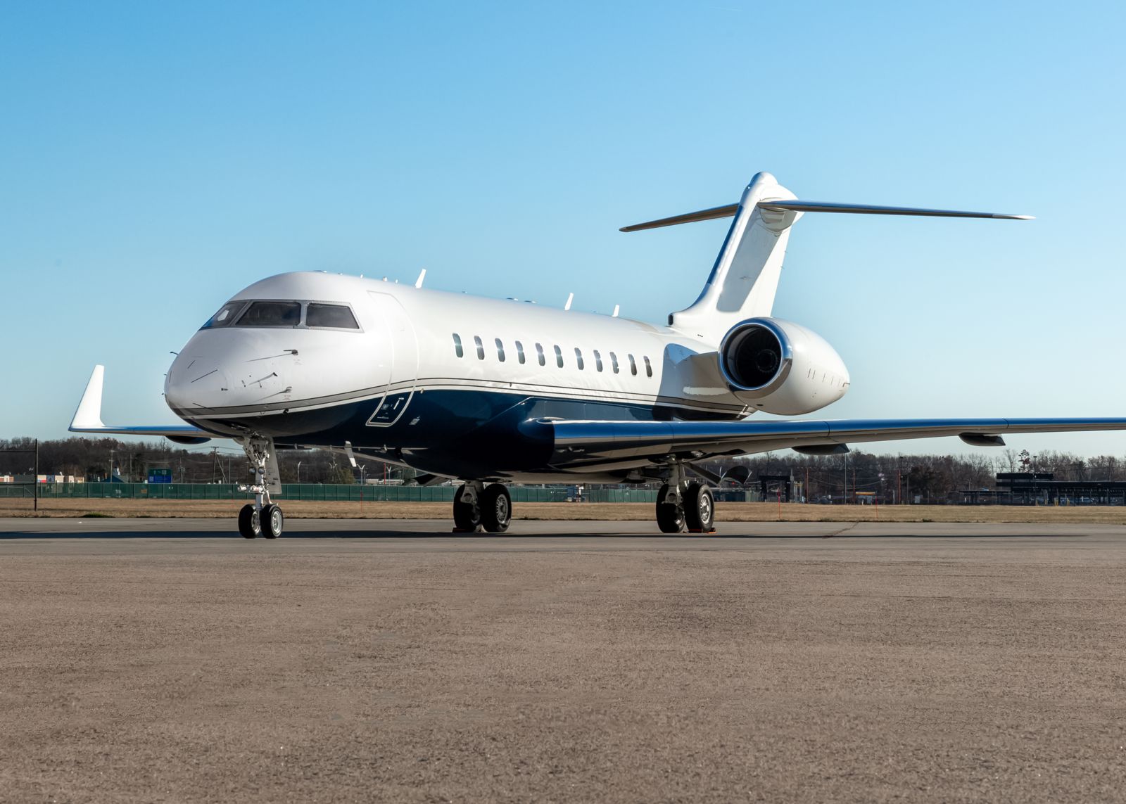 Bombardier Global 5000 S/N 9155 for sale | feature image