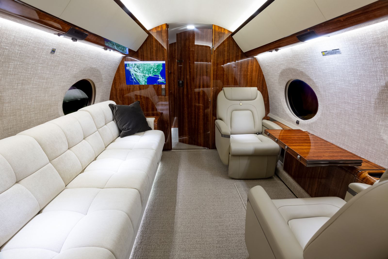 Gulfstream G650  S/N 6060 for sale | gallery image: /userfiles/files/bfp_3113.jpg