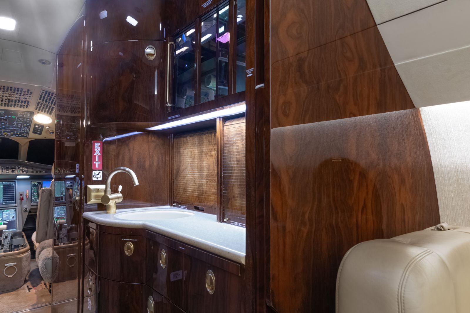 Dassault Falcon 2000LX  S/N 157 for sale | gallery image: /userfiles/files/bfp_3545.jpg