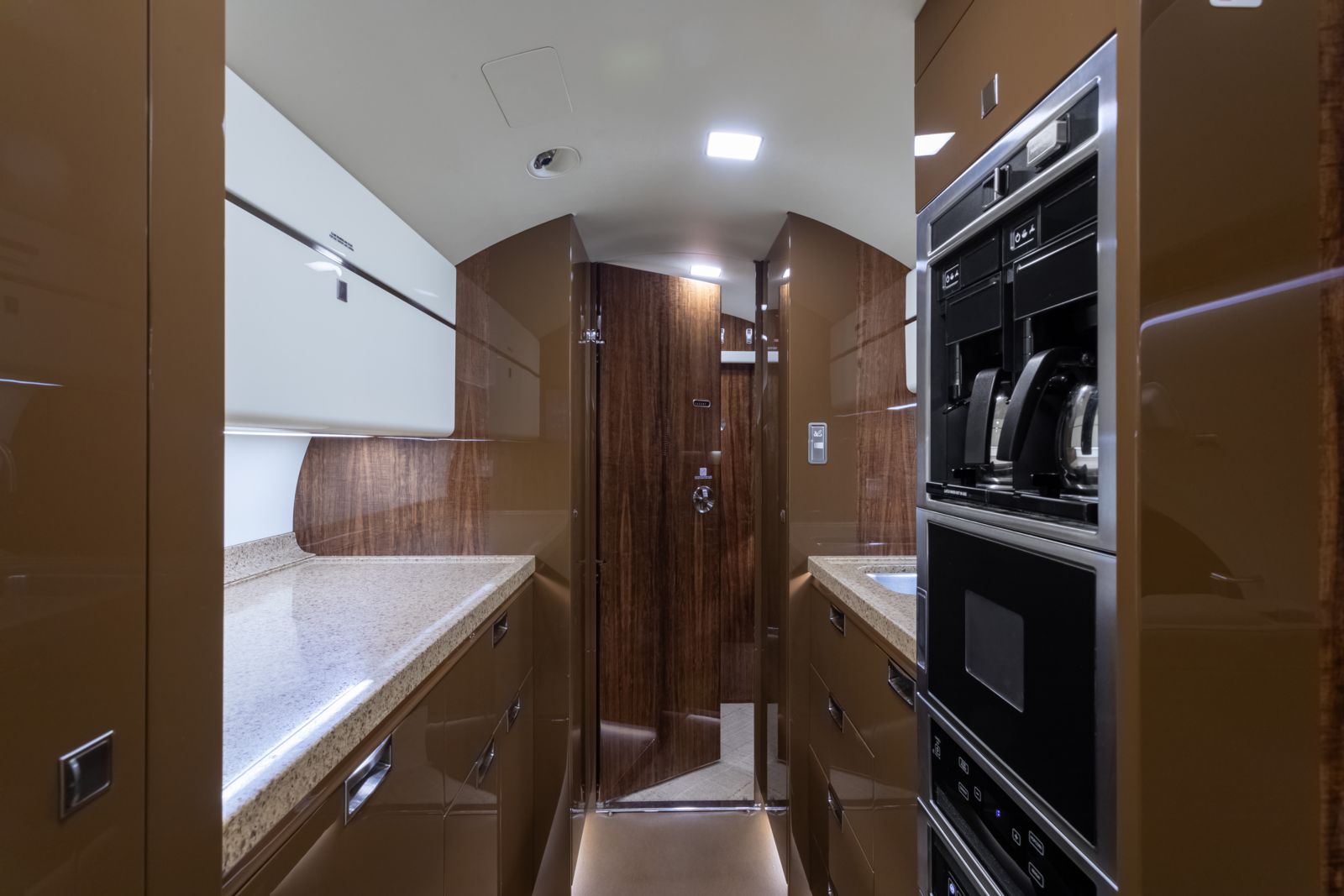 Gulfstream G550  S/N 5424 for sale | gallery image: /userfiles/files/bfp_6568.jpg