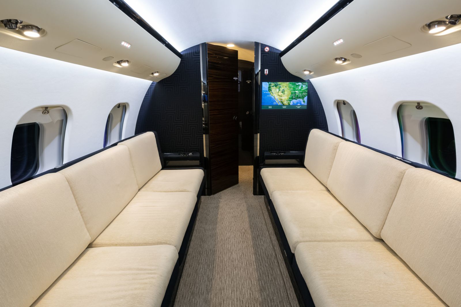 Bombardier Global 6000  S/N 9452 for sale | gallery image: /userfiles/files/bfp_8549.jpg