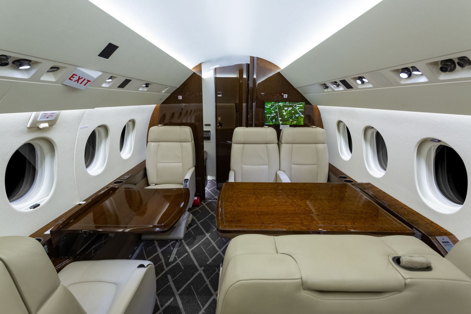 Dassault Falcon 2000LX  S/N 250 for sale | gallery image: /userfiles/files/bfp_9020.jpg