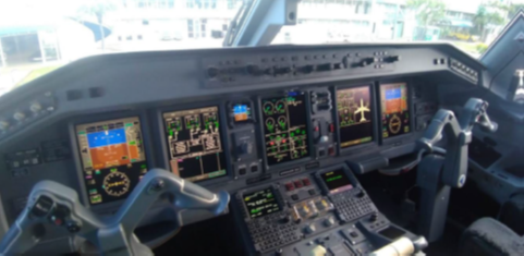 Embraer E190  S/N 19000568 for sale | gallery image: /userfiles/files/cockpit(2).png