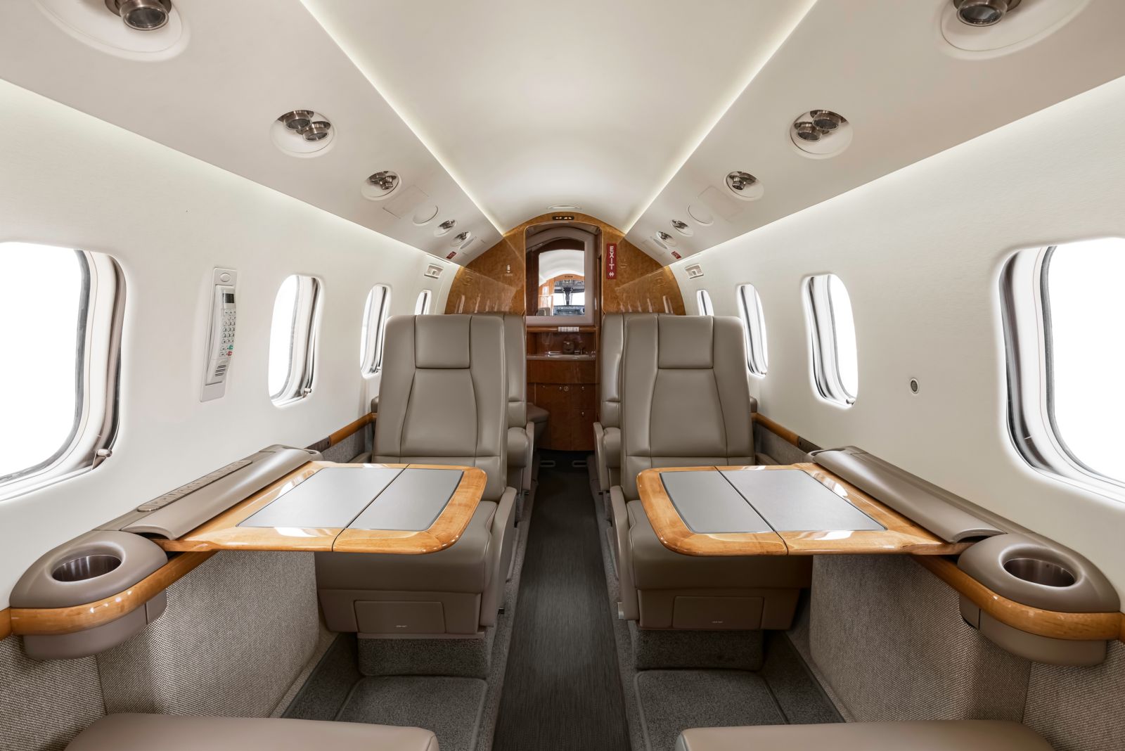 Gulfstream Astra 1125SPX  S/N 136 for sale | gallery image: /userfiles/files/matt9659_edited.jpg