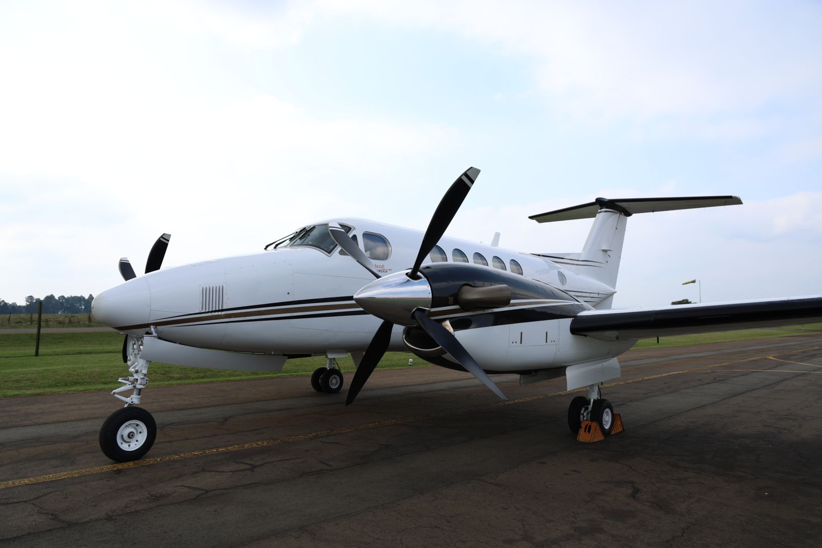 Beech King Air 250 S/N BY-126 for sale | feature image